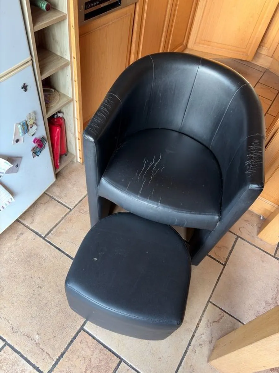 Two chairs with poofs - Image 1