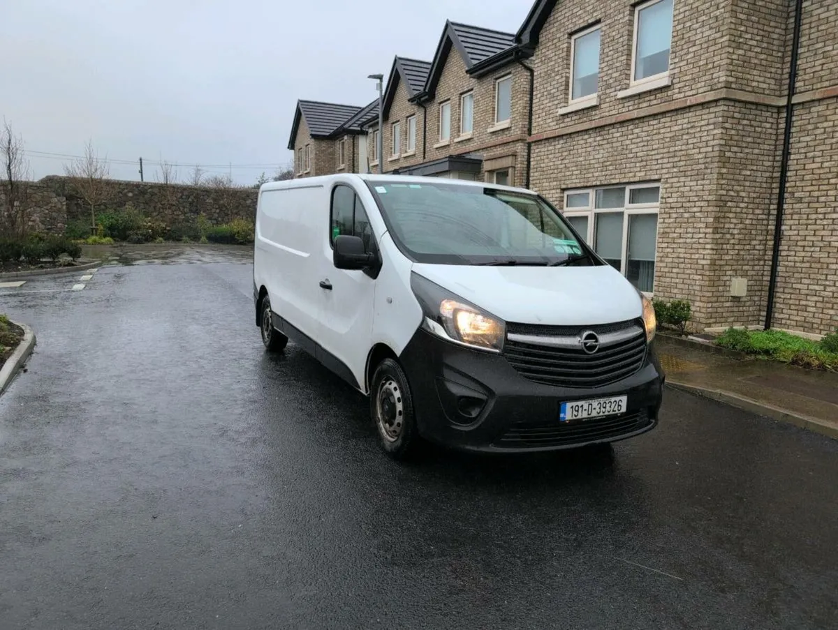 2019 Opel Vivaro - Image 1