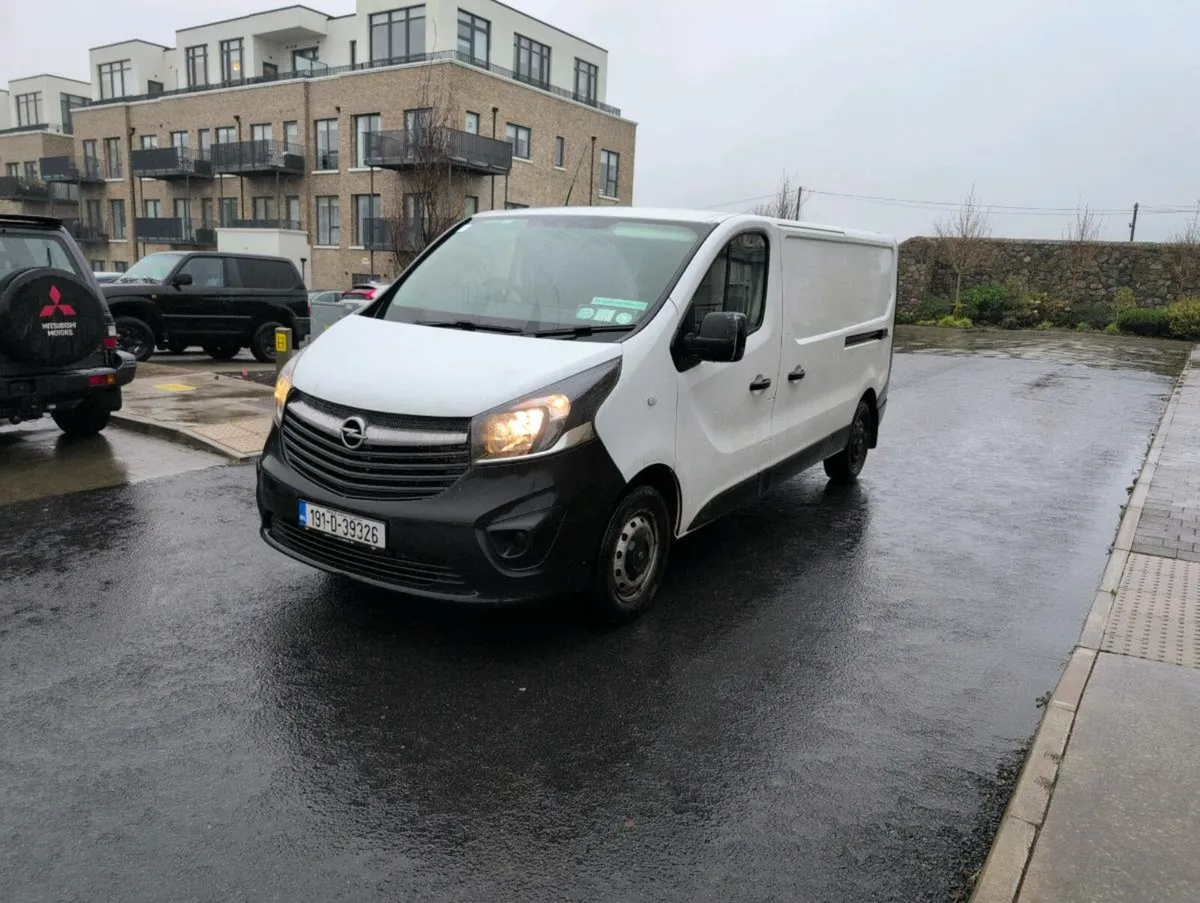 2019 Opel Vivaro - Image 2