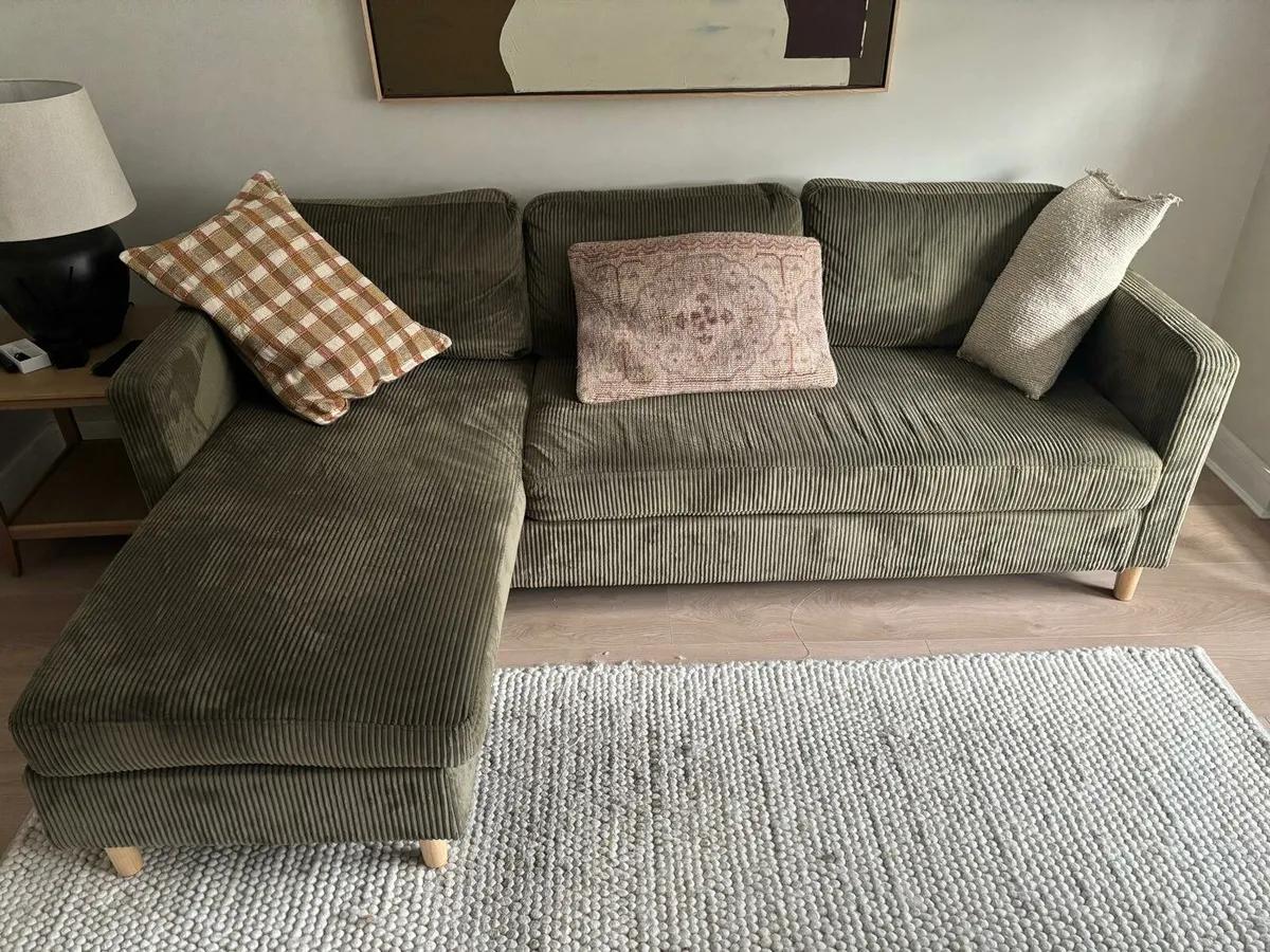 L shaped couch - Image 4