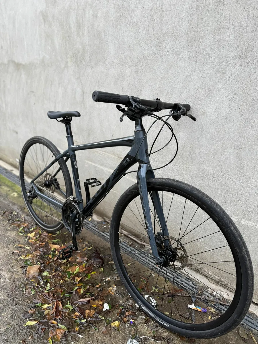 Scott Hybrid Bike - Image 3