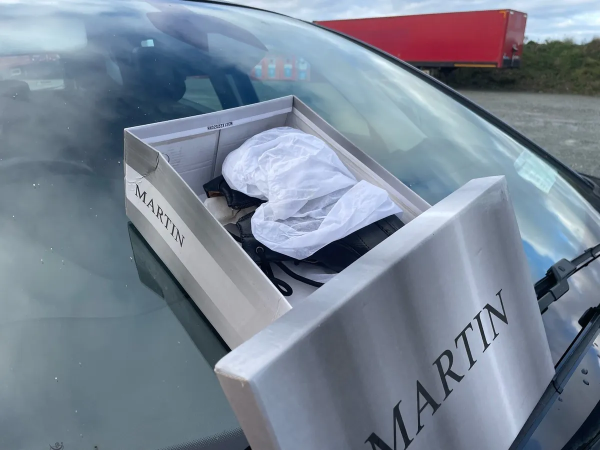 Job lot of men’s & women’s shoes - Image 2