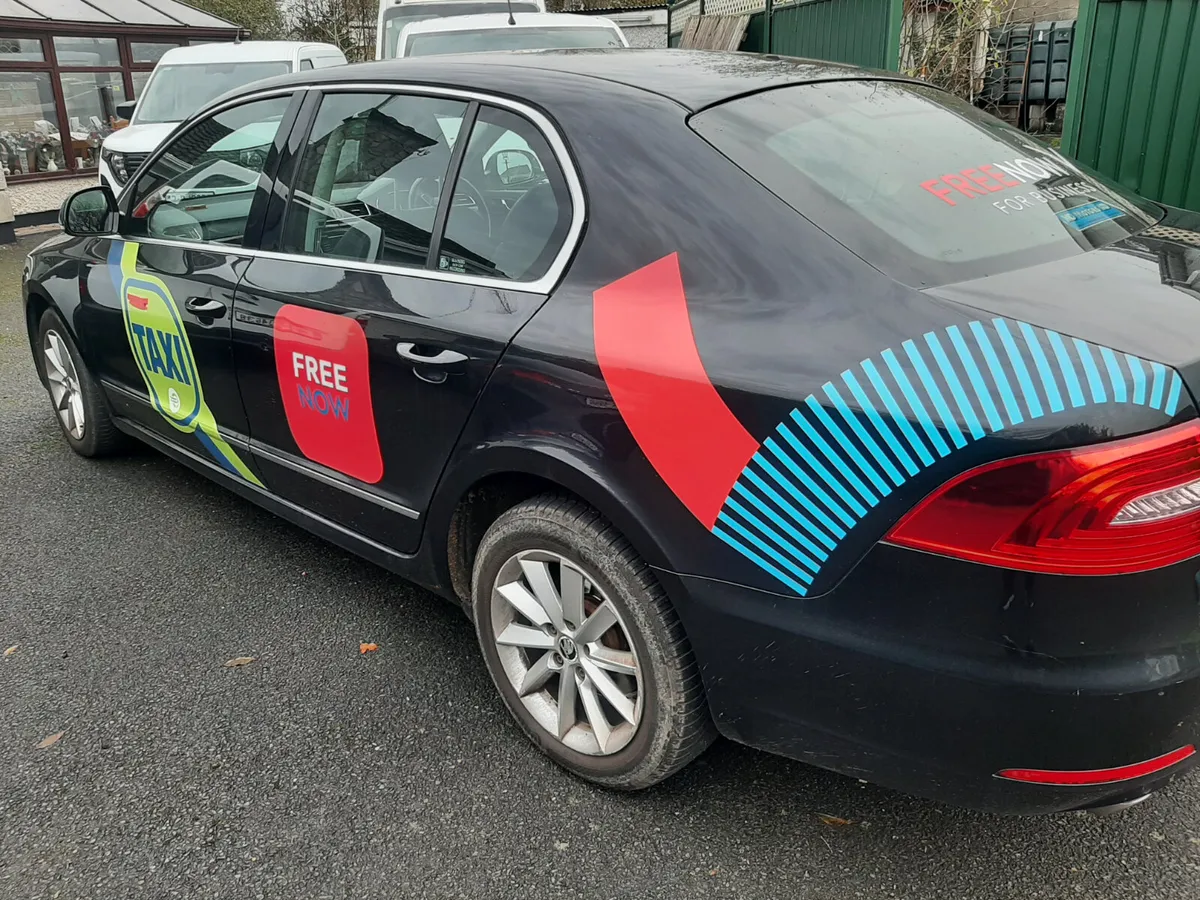 SKODA SUPERB AUTOMATIC 2.0 TDI 2014 - Image 3