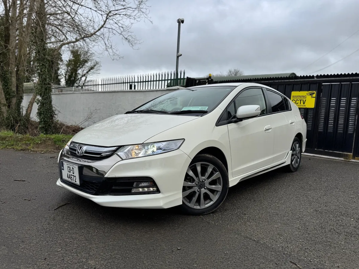 2013 HONDA INSIGHT. 83K KMS ONLY. AUTO 1.5L. NCT - Image 3