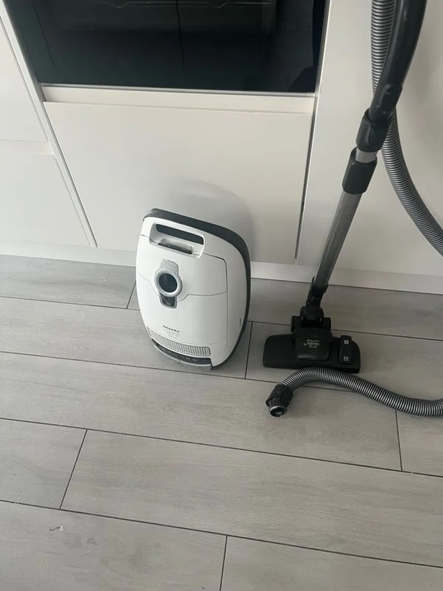 miele c3 silence - Image 1