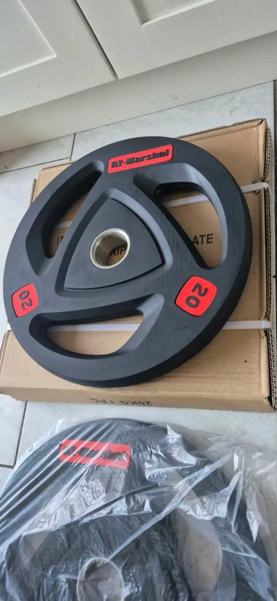 Brand new 2x20 kilo Olympic tri grip weight plates - Image 3