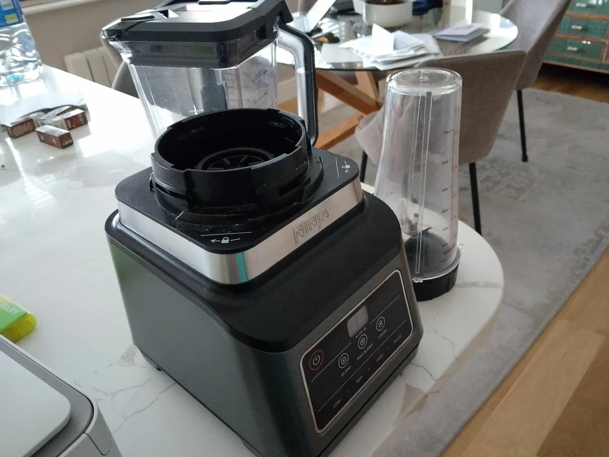 ninja auto iq blender