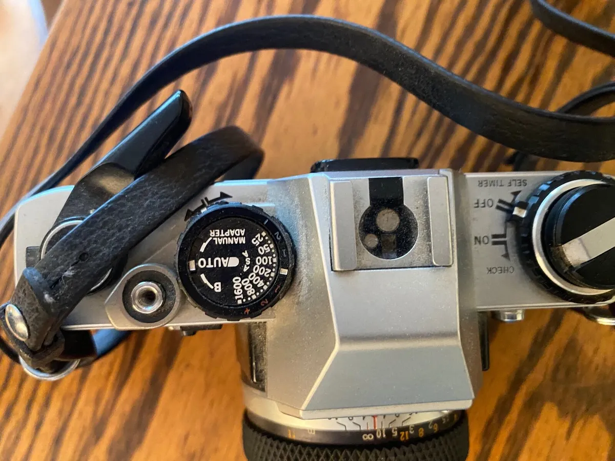 Olympus OM-10 35mm Film Camera + Lens – Quick Sale - Image 3