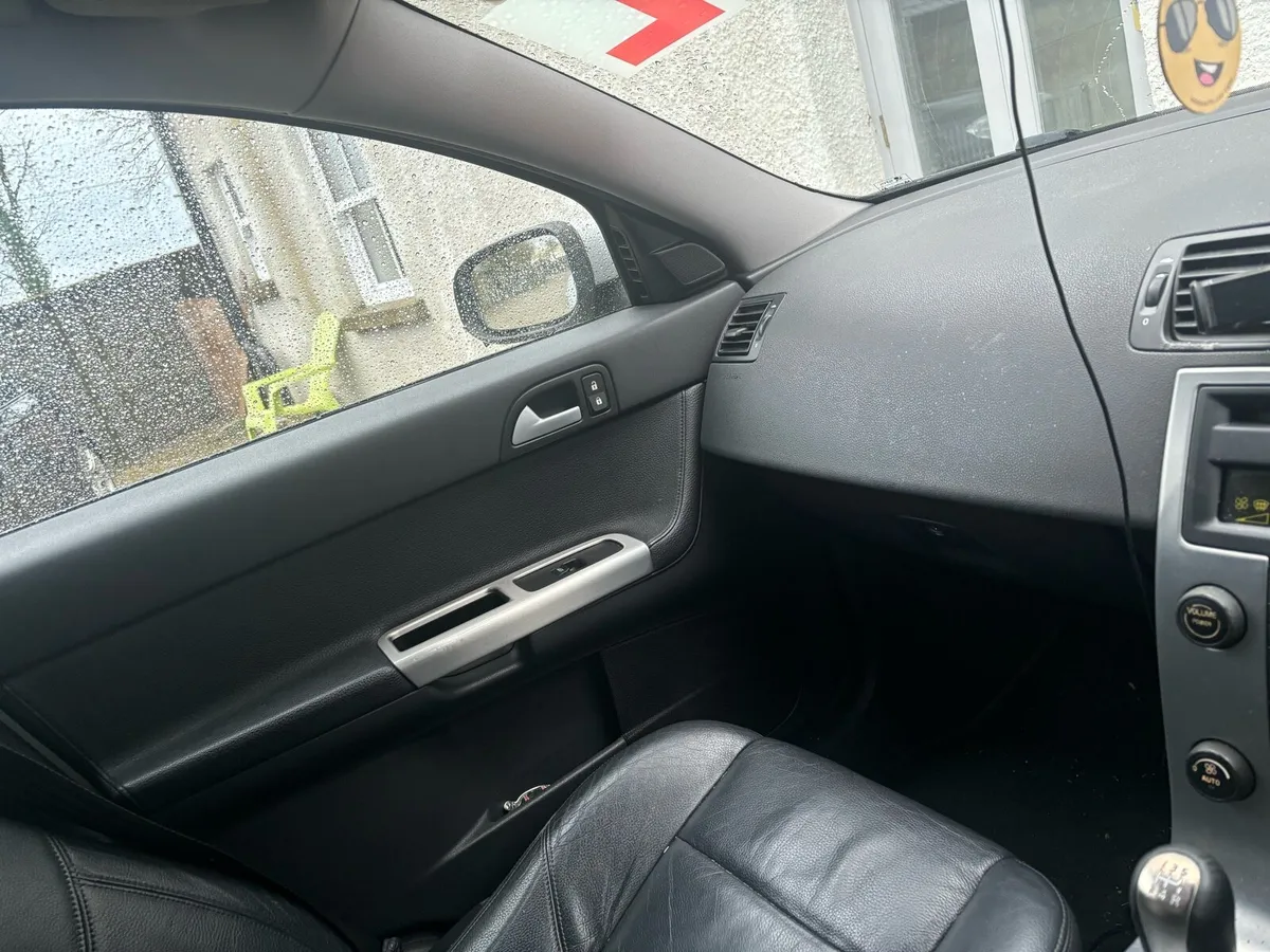 Volvo s40 1.8 - Image 3