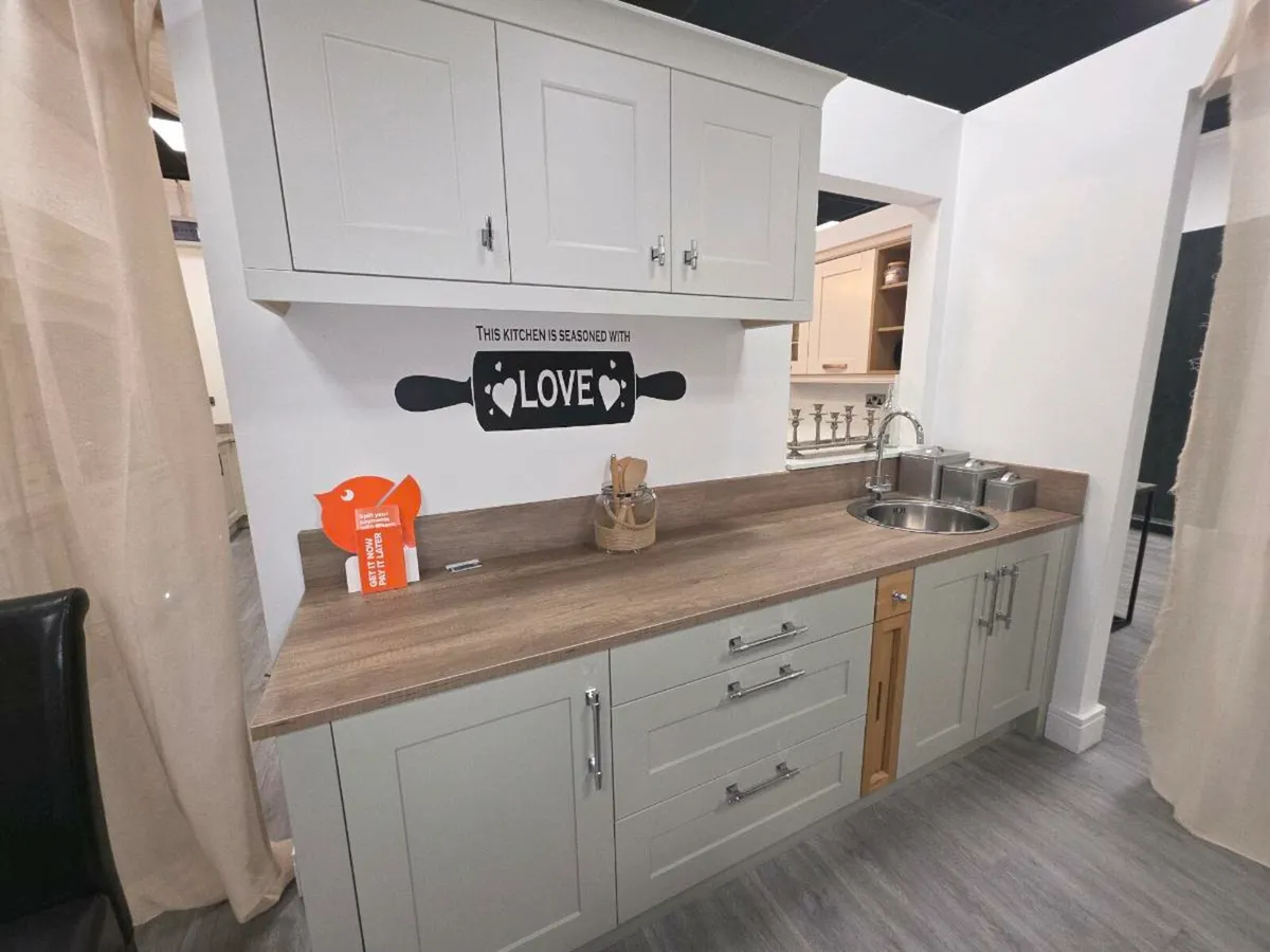 Ex display kitchens for sale - Image 3