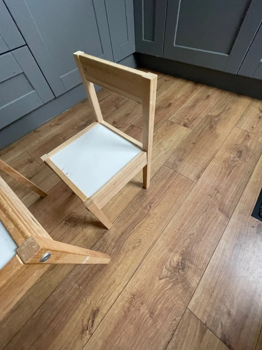 Children’s table and chairs - IKEA Latt - Image 3