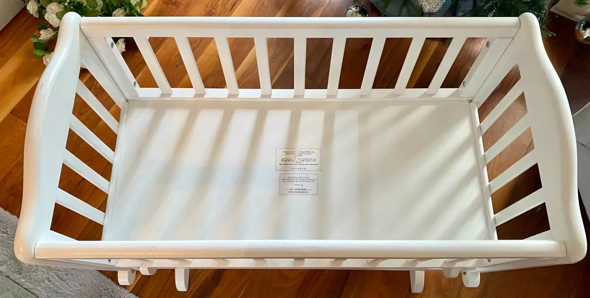 Glider Rocker Crib - Image 3