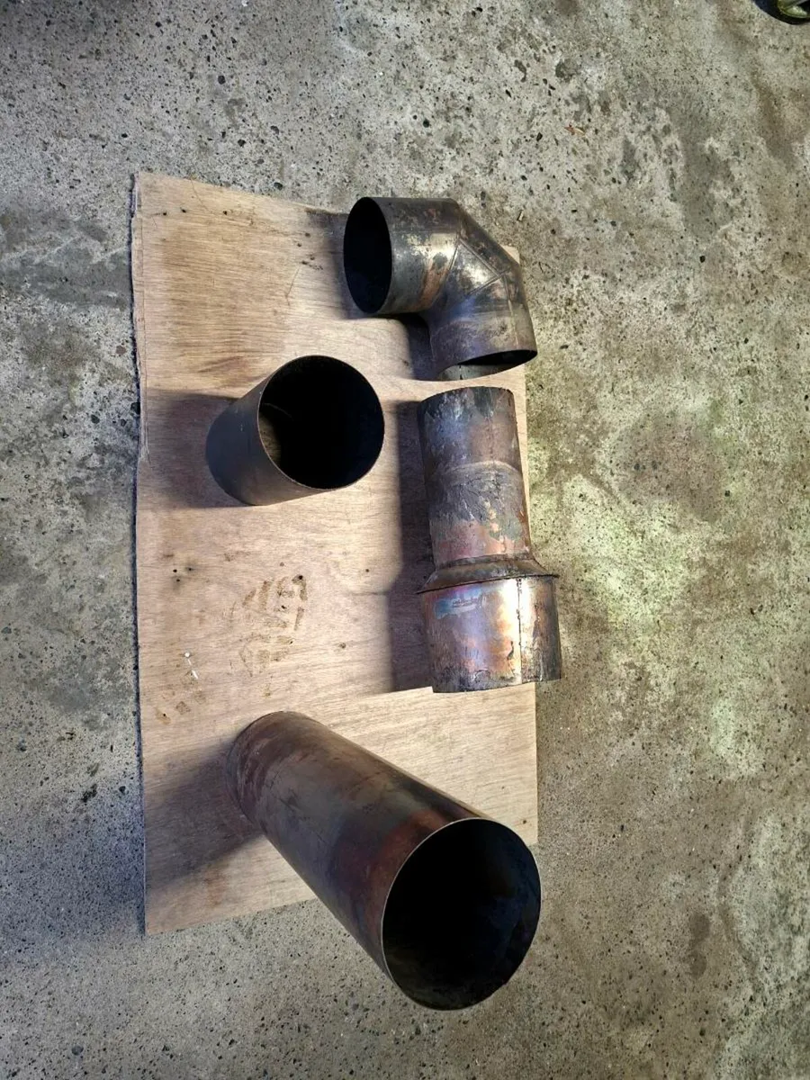 Chimney flue - stove - Image 1