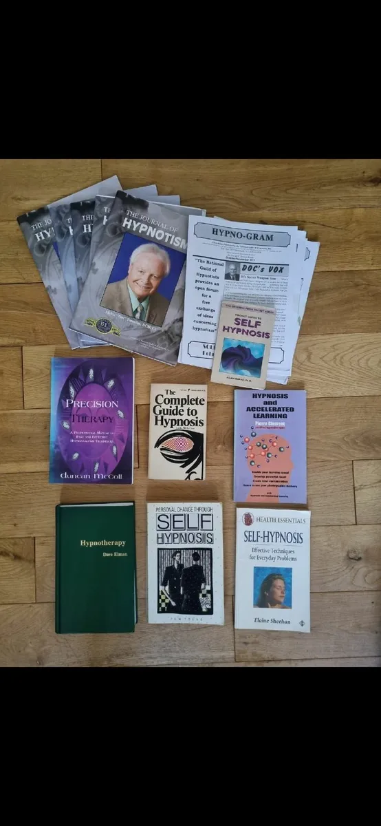 Large Hypnosis & Hypnotherapy Trainee Book Bundle