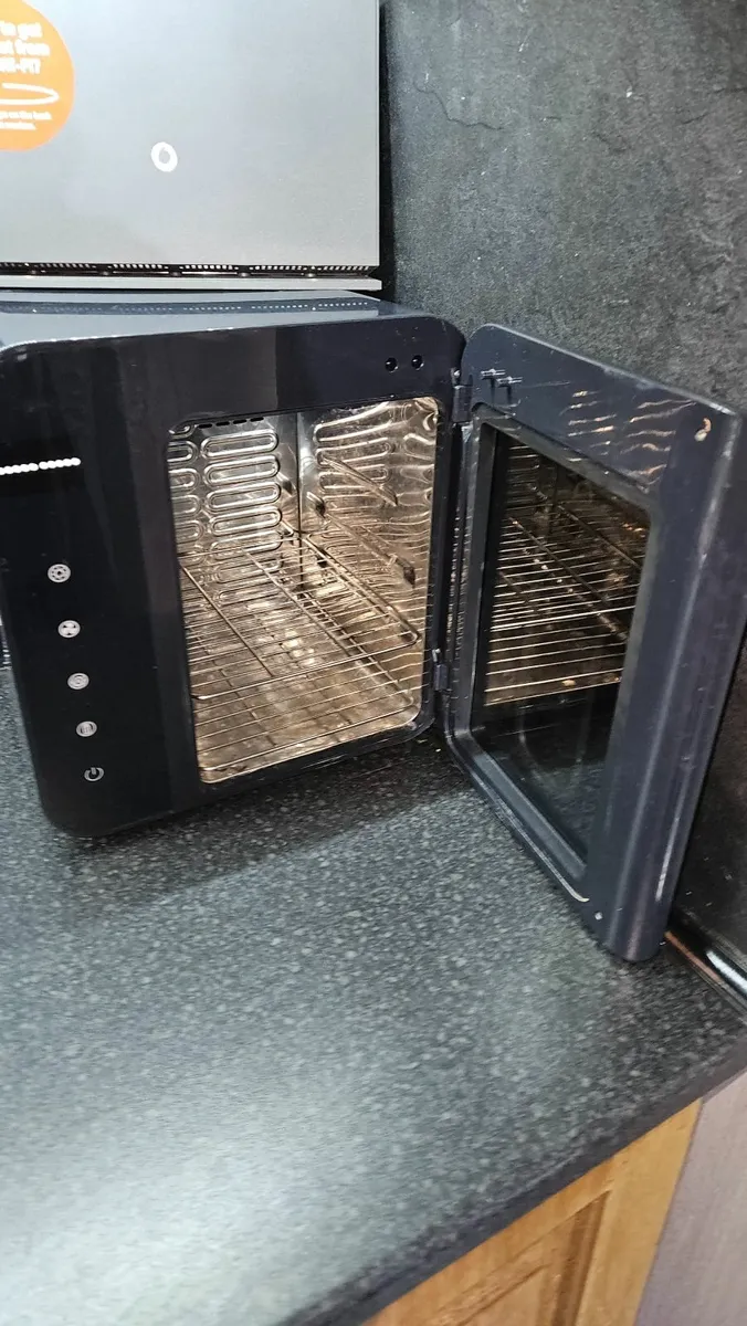 Tommee Tippee uv sterilizer - Image 2