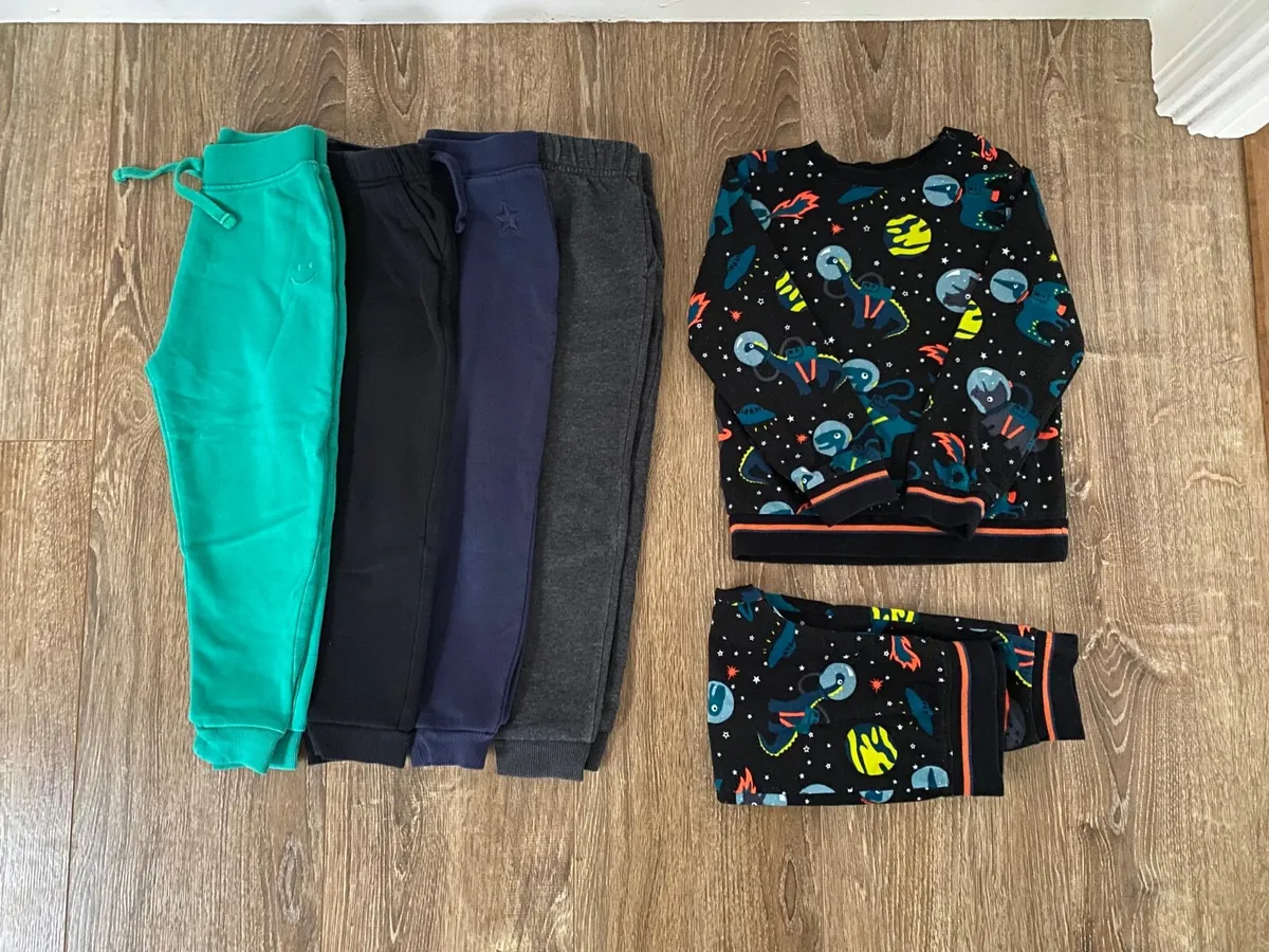 Clothes bundle boy 3-4 year - Image 4