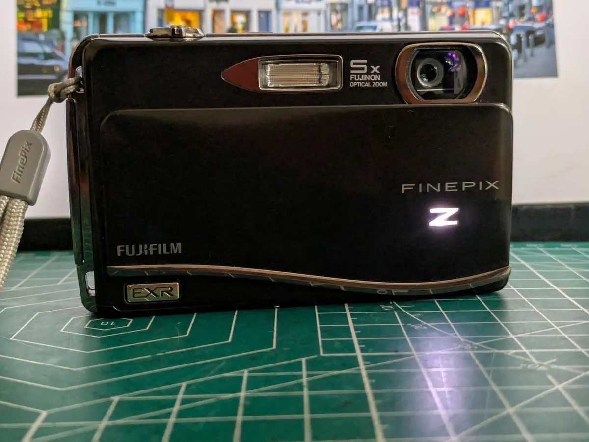 Fujifilm Z800 EXR Super CCD🌈 compact camera - Image 2