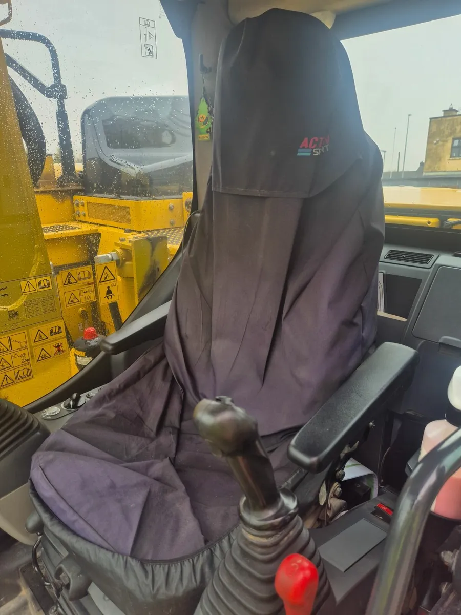 Komatsu 138 - Image 2