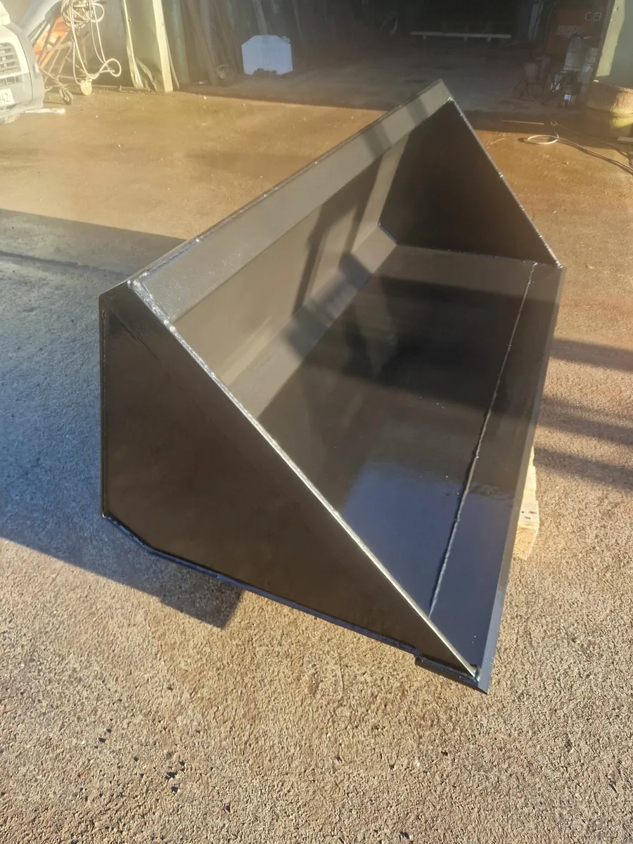 7ft bucket - Image 1