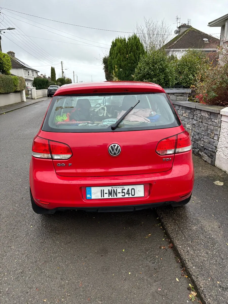 2011 Volkswagen Golf - Image 3