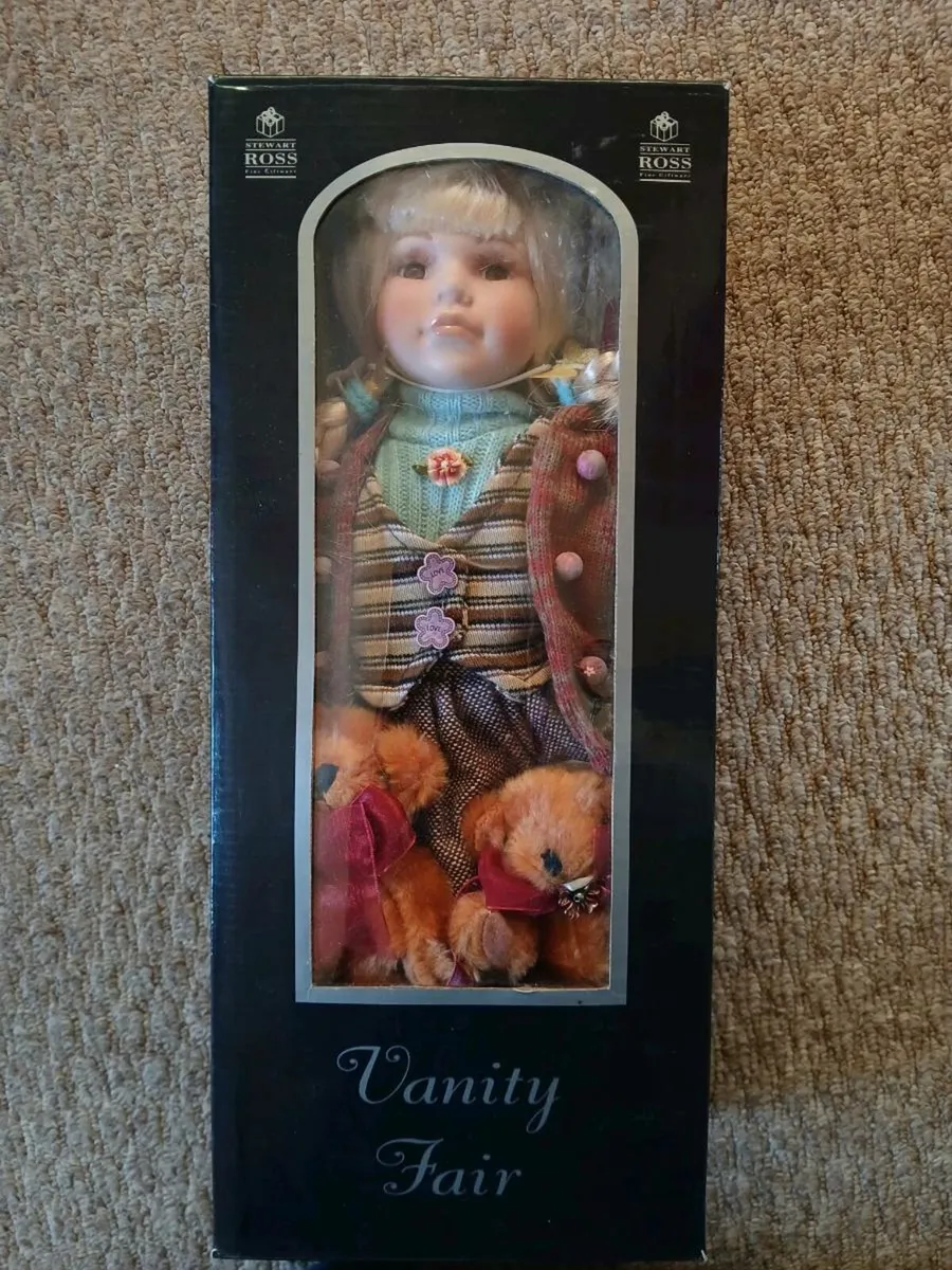 Porcelain doll - Image 2