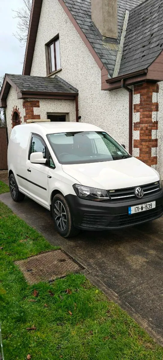 VW Caddy 2017 DSG - Image 1