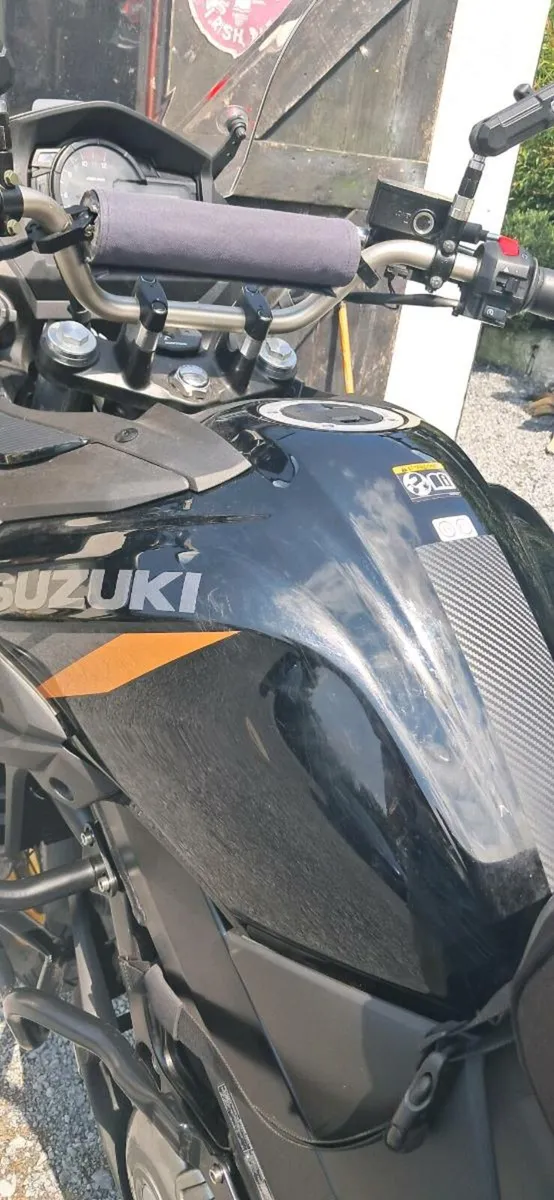 2024 Suzuki V Strom 650 adventure model - Image 4