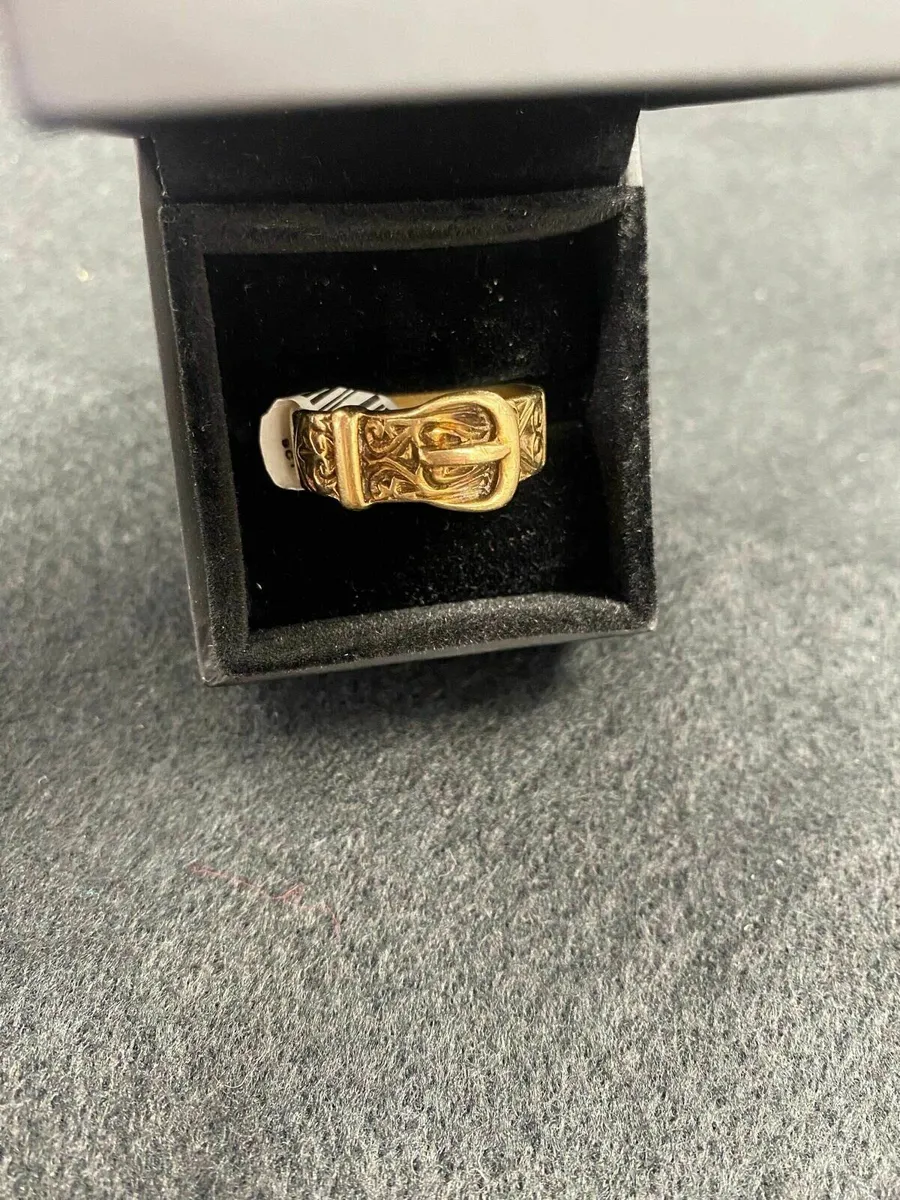 9CT Gold Buckle Ring 9k - Image 1