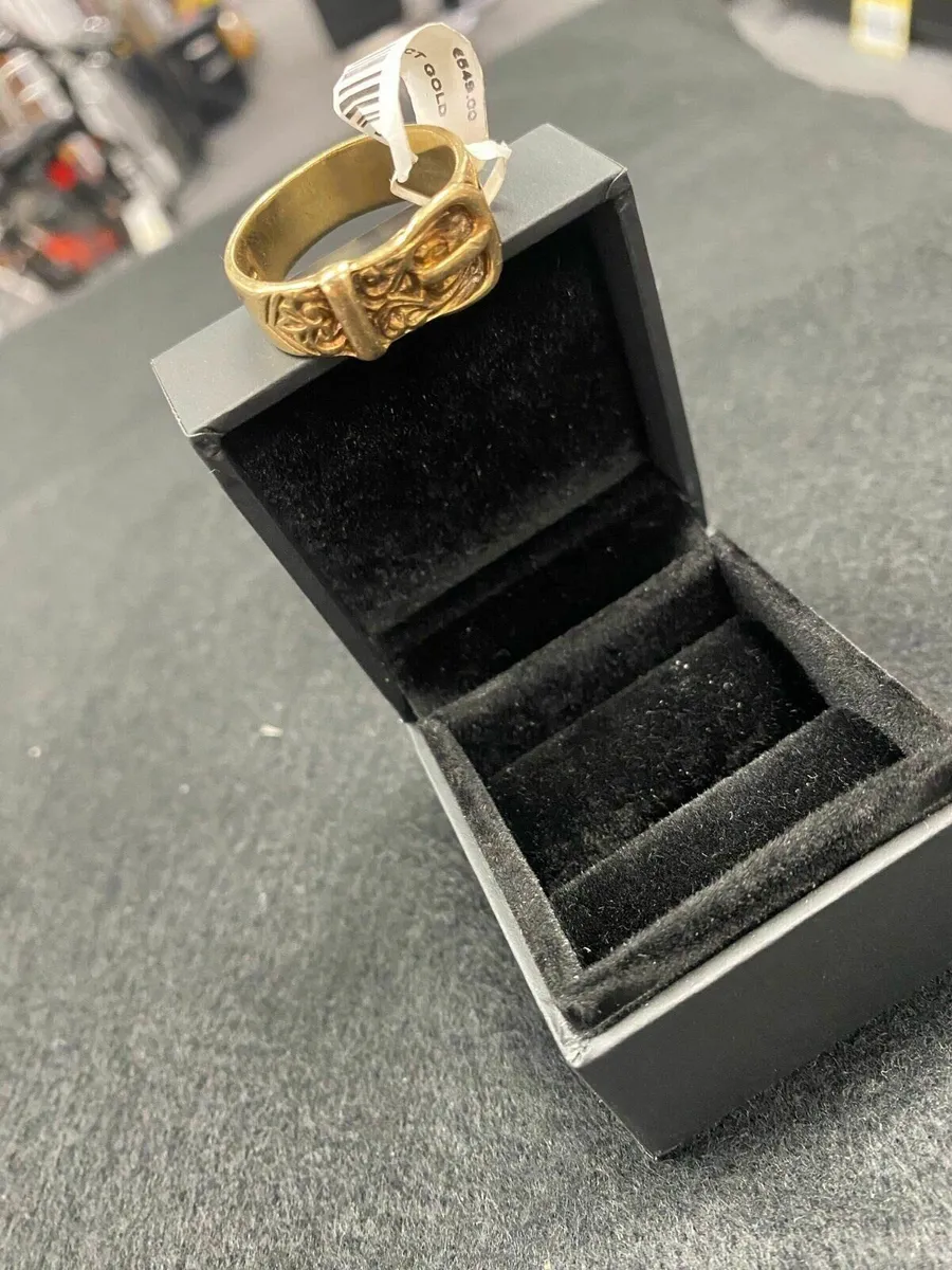 9CT Gold Buckle Ring 9k - Image 4