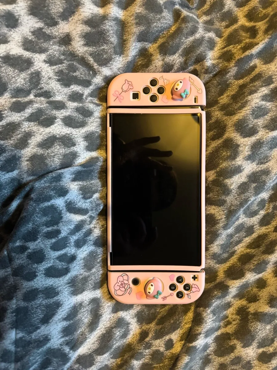 Nintendo Switch Oled Bundle - Image 3