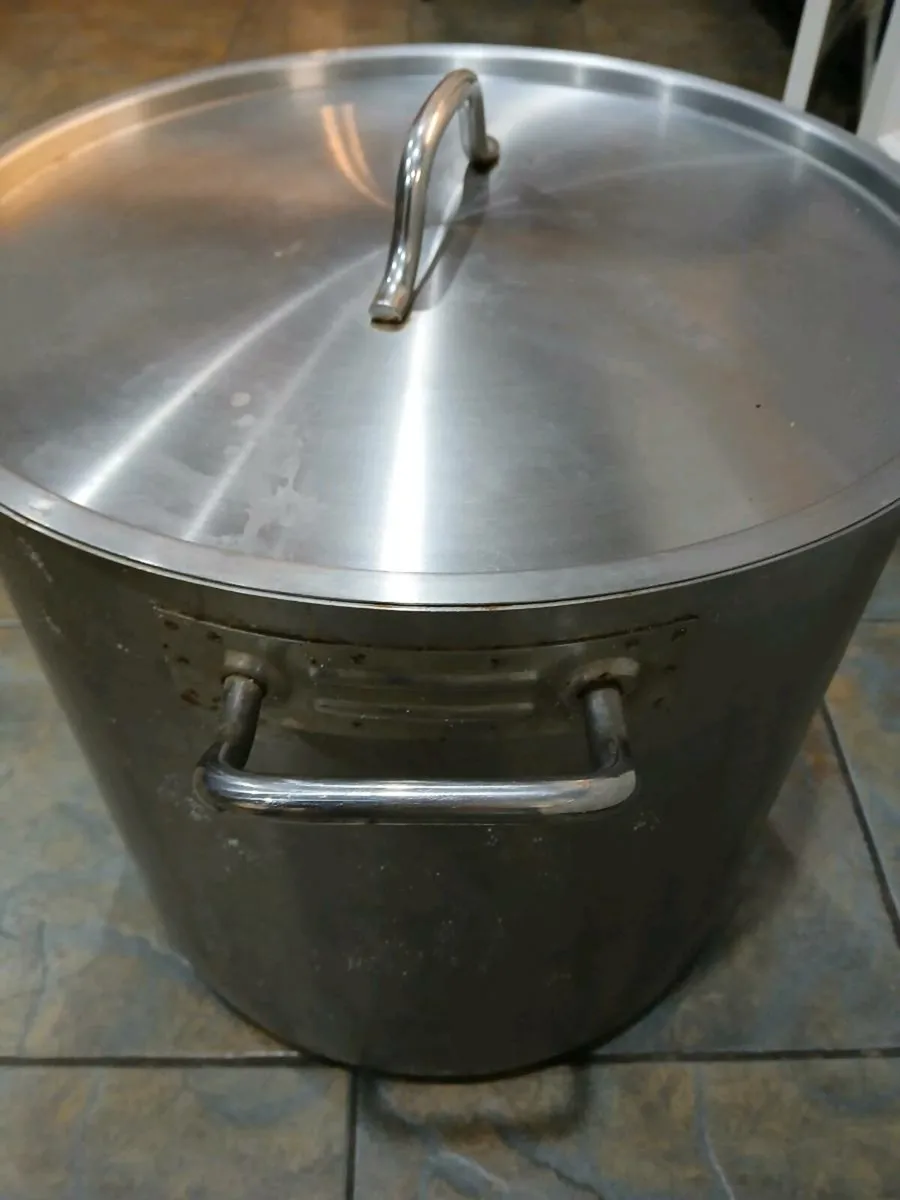 Stainless steel pot - Image 1