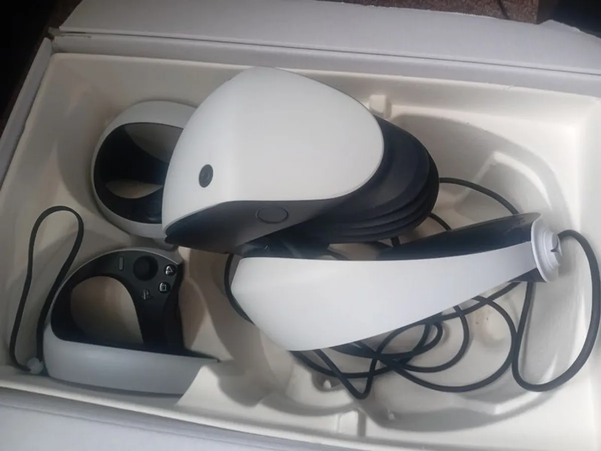 PlayStation VR - Image 1