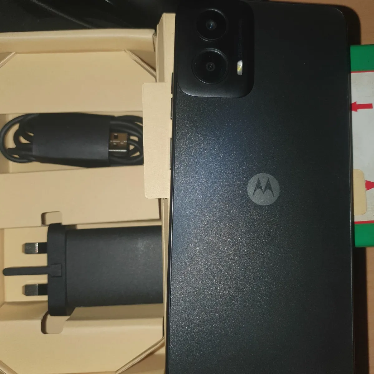 Motorola 34 5G - Image 2