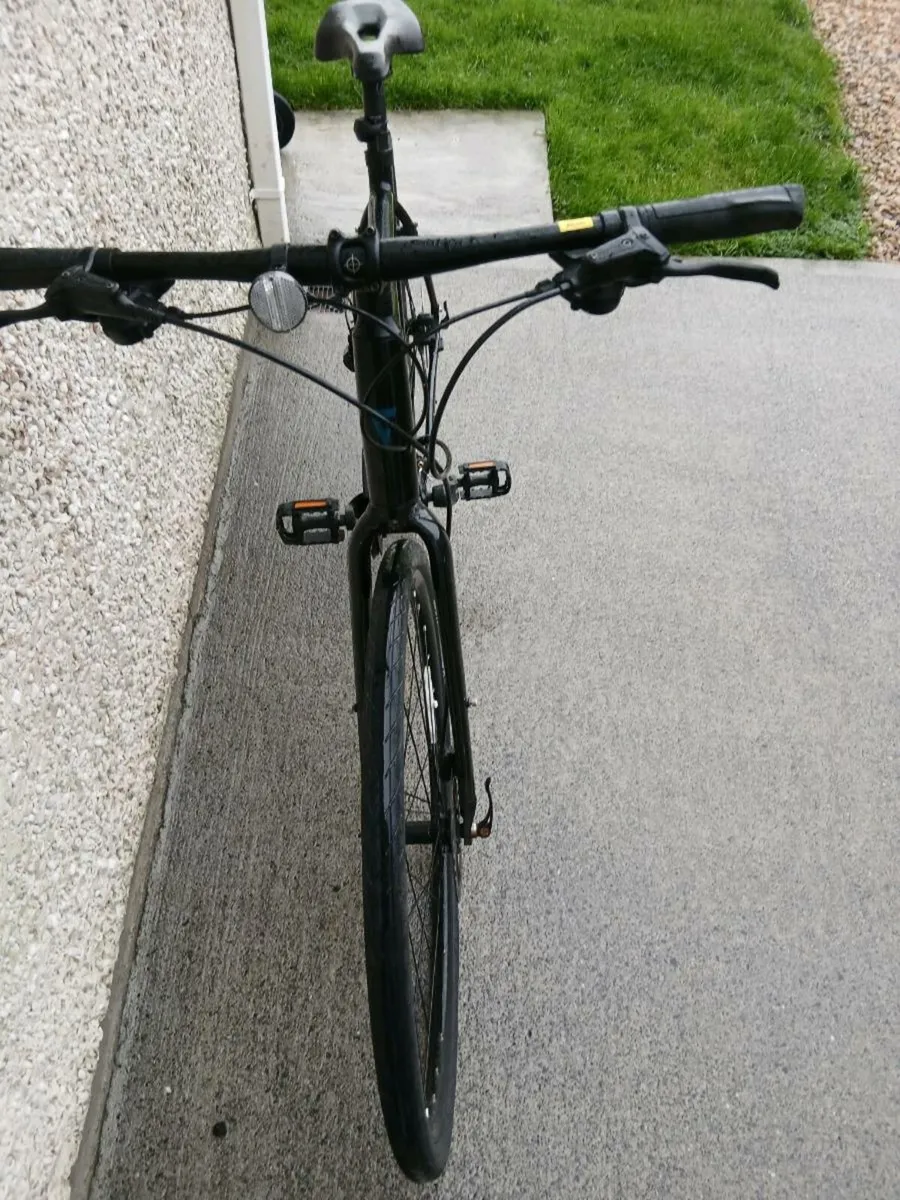 ADULTS GIANT BIKE - Image 2