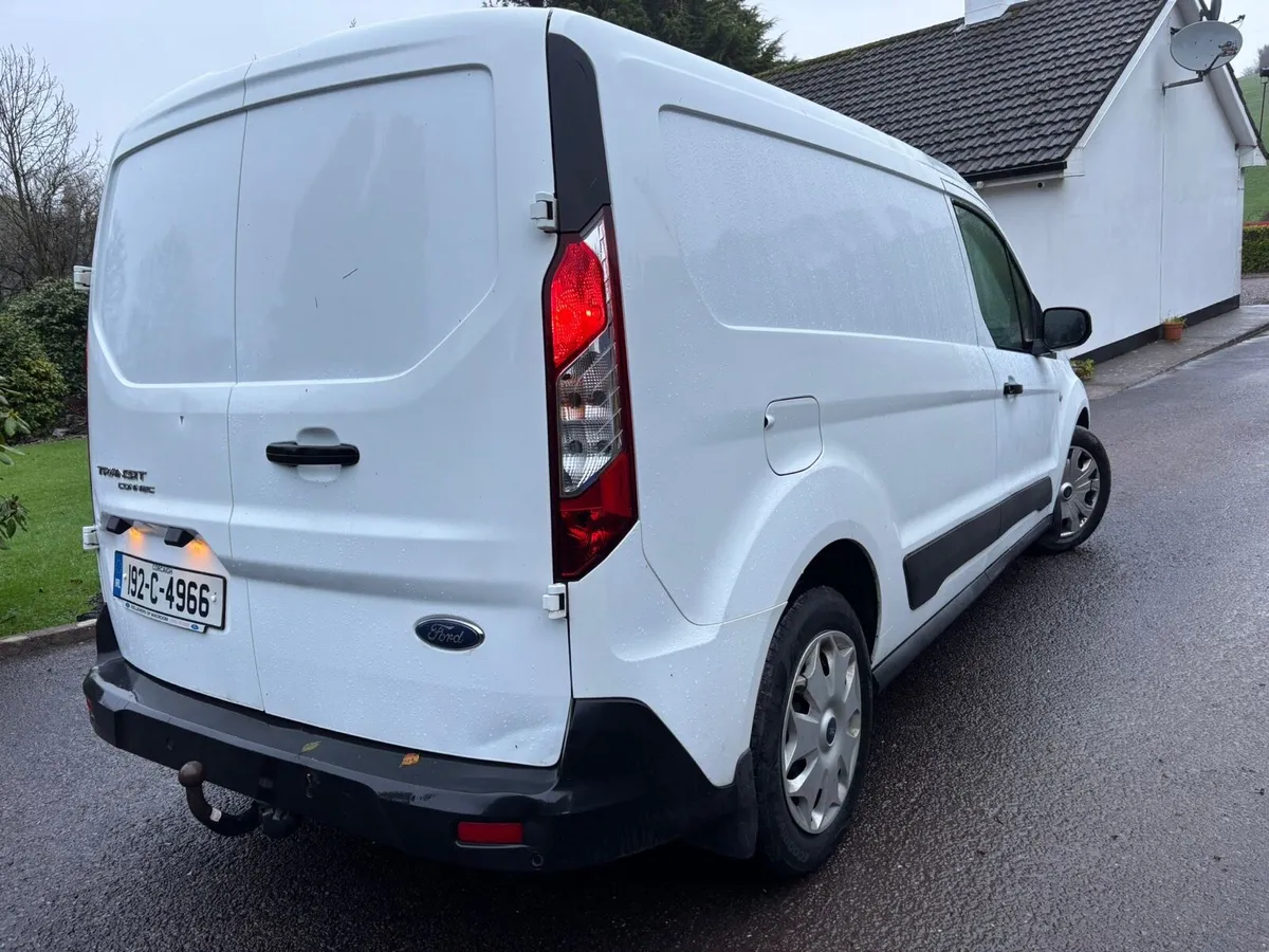Ford Transit Connect - Image 2