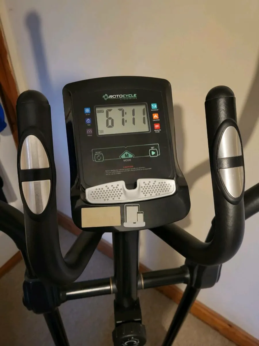 Cross Trainer - Image 3