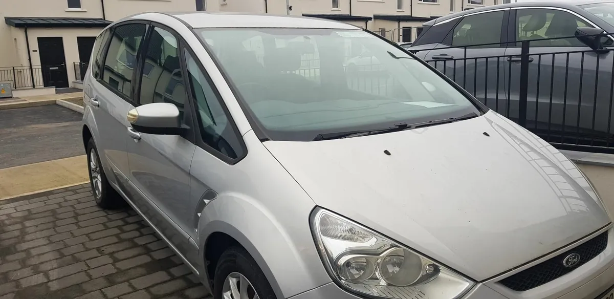 2010 Ford Smax 1.8 TDCI ZETEC 125PS 6 SP - Image 3