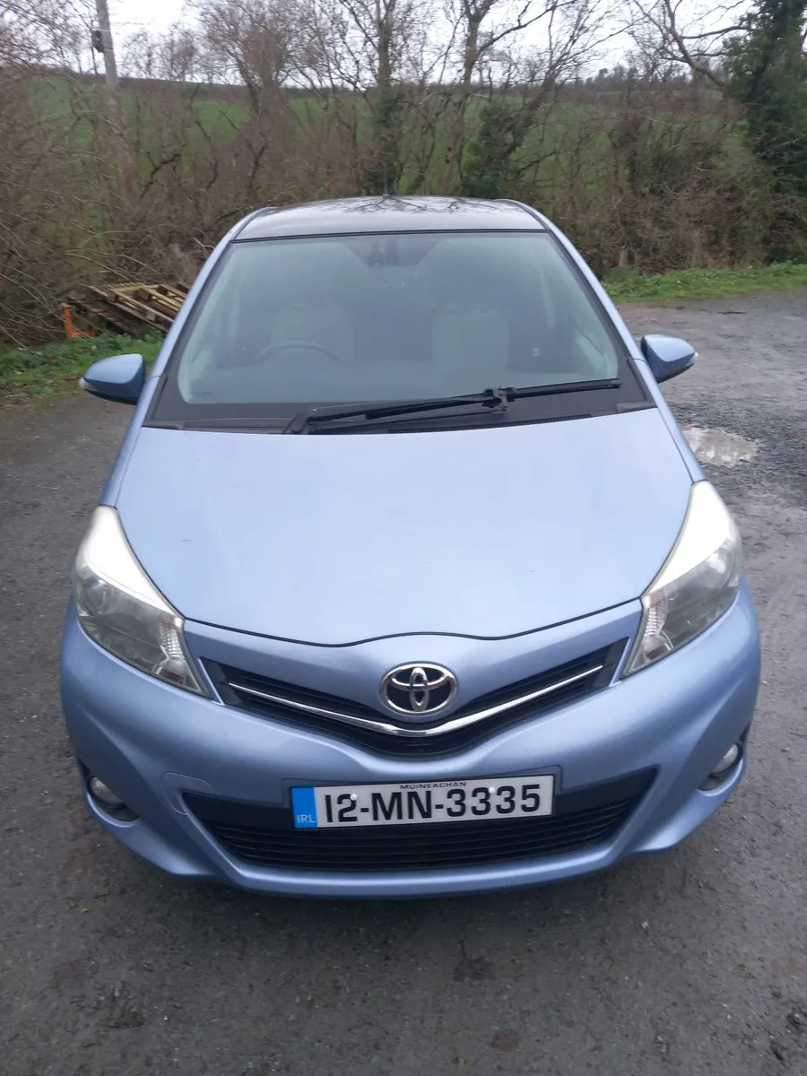 Toyota Yaris 2012 - Image 4