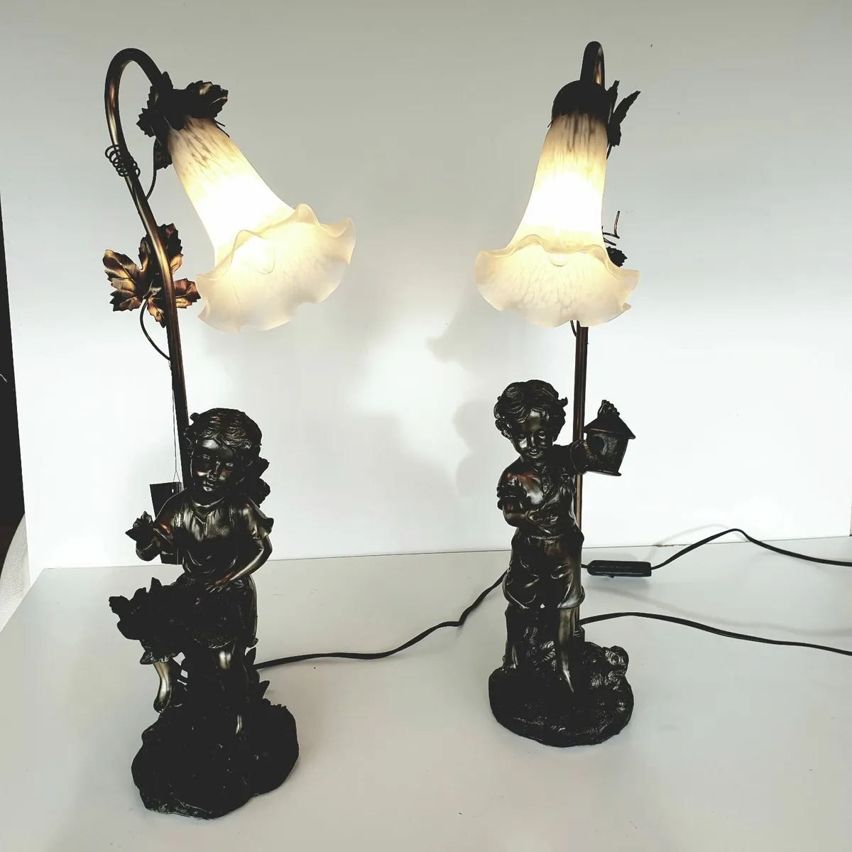 lamps of boy and girl pair - Image 1