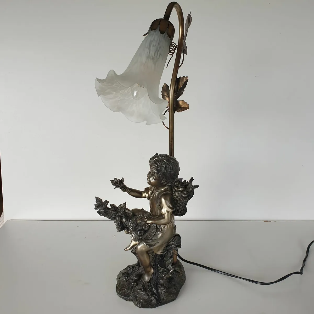 lamps of boy and girl pair - Image 3