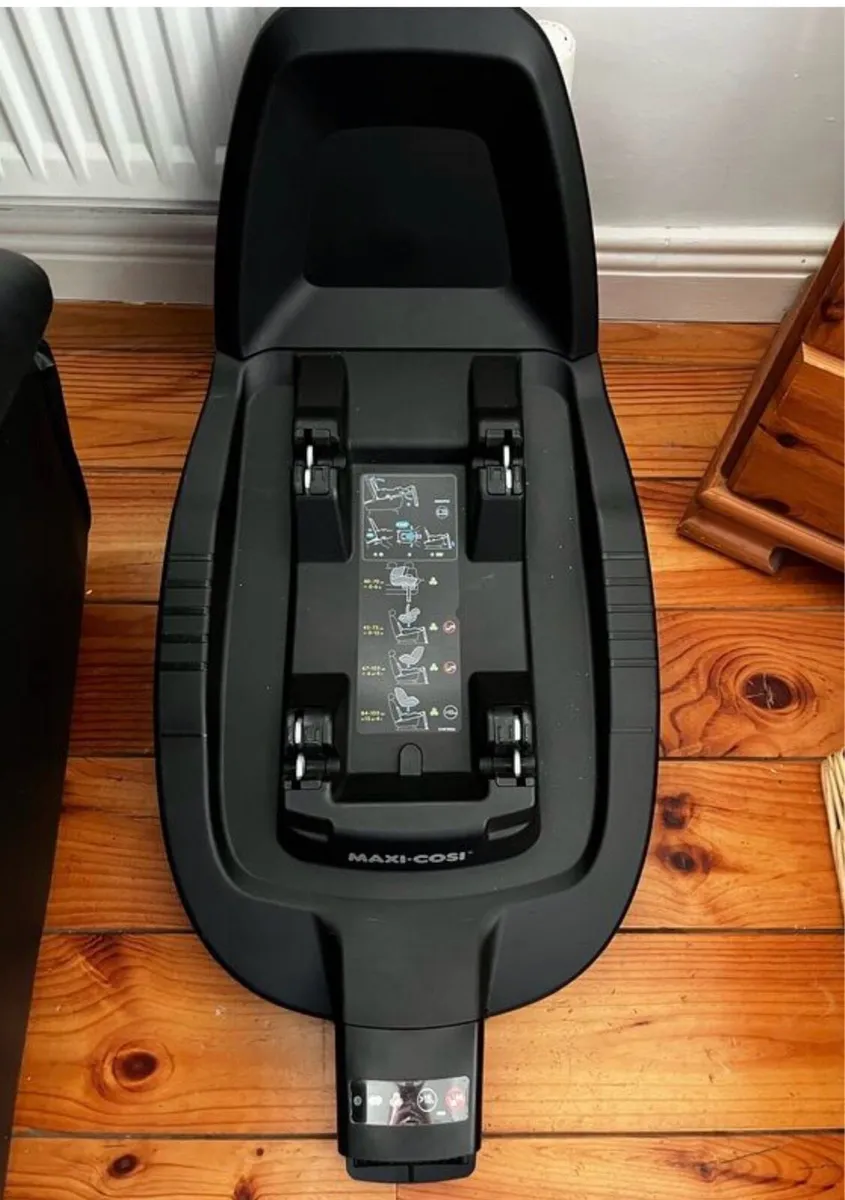 Children’s Car Seats - Image 2