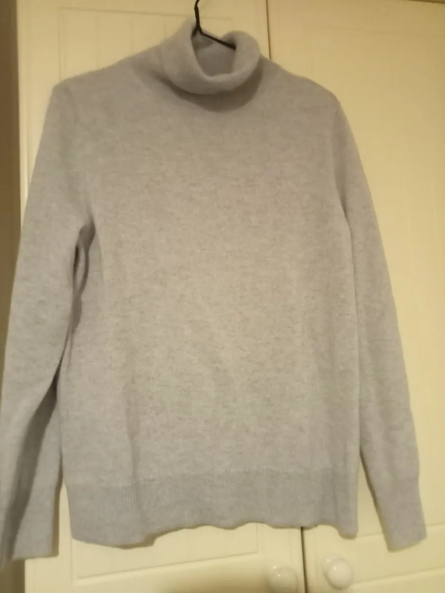 3 paul Costello 100% cashmere new jumpers - Image 1