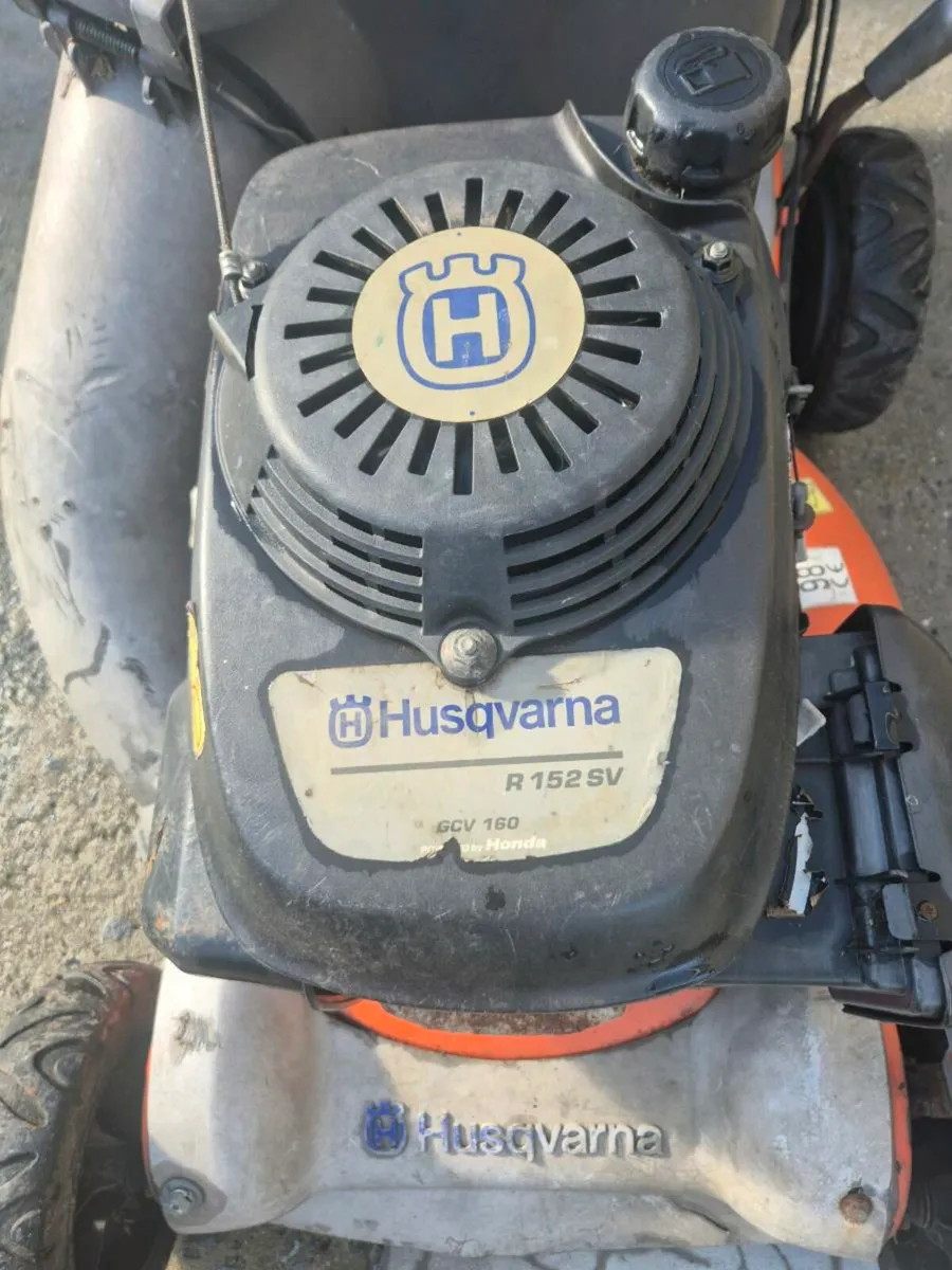 Husqvarna self Drive lawnmower - Image 2