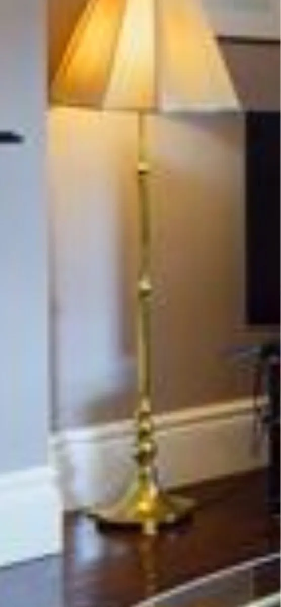 Brass lamp - Image 1