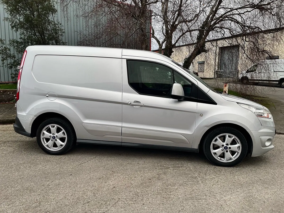 Ford Transit Connect 3 seater 6 speed Tested - Image 4