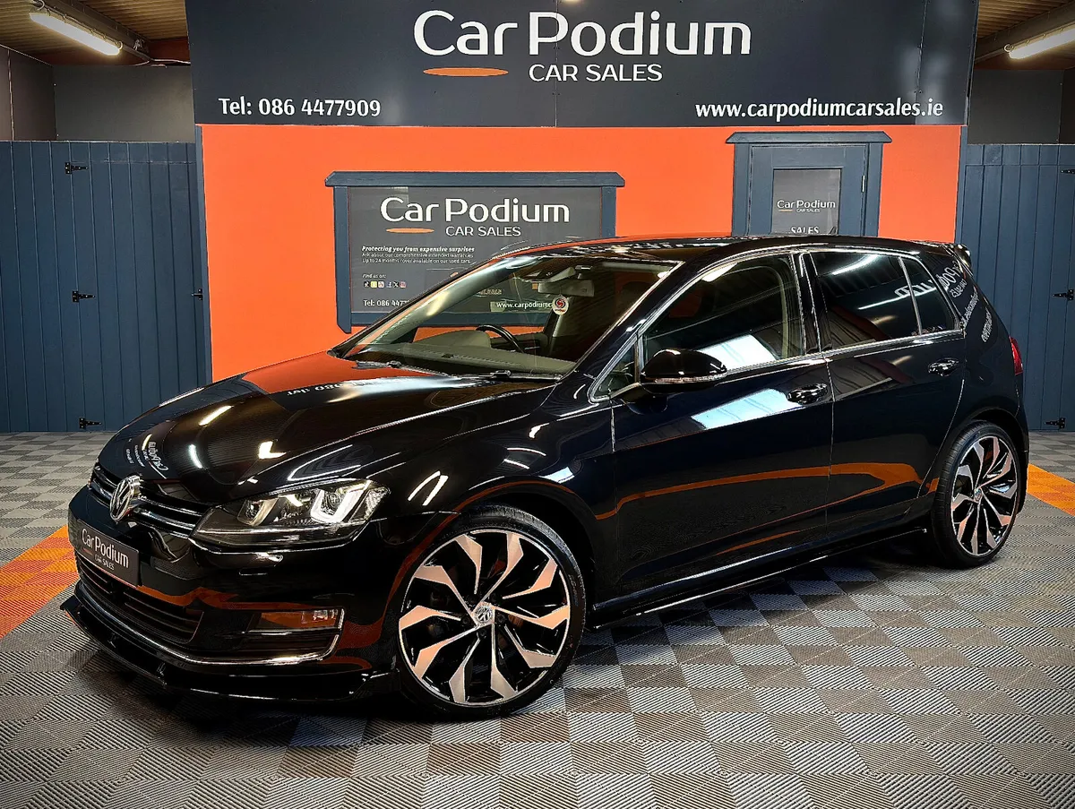 2014 Volkswagen Golf Highline 1.4TSi Auto  LEATHER - Image 1