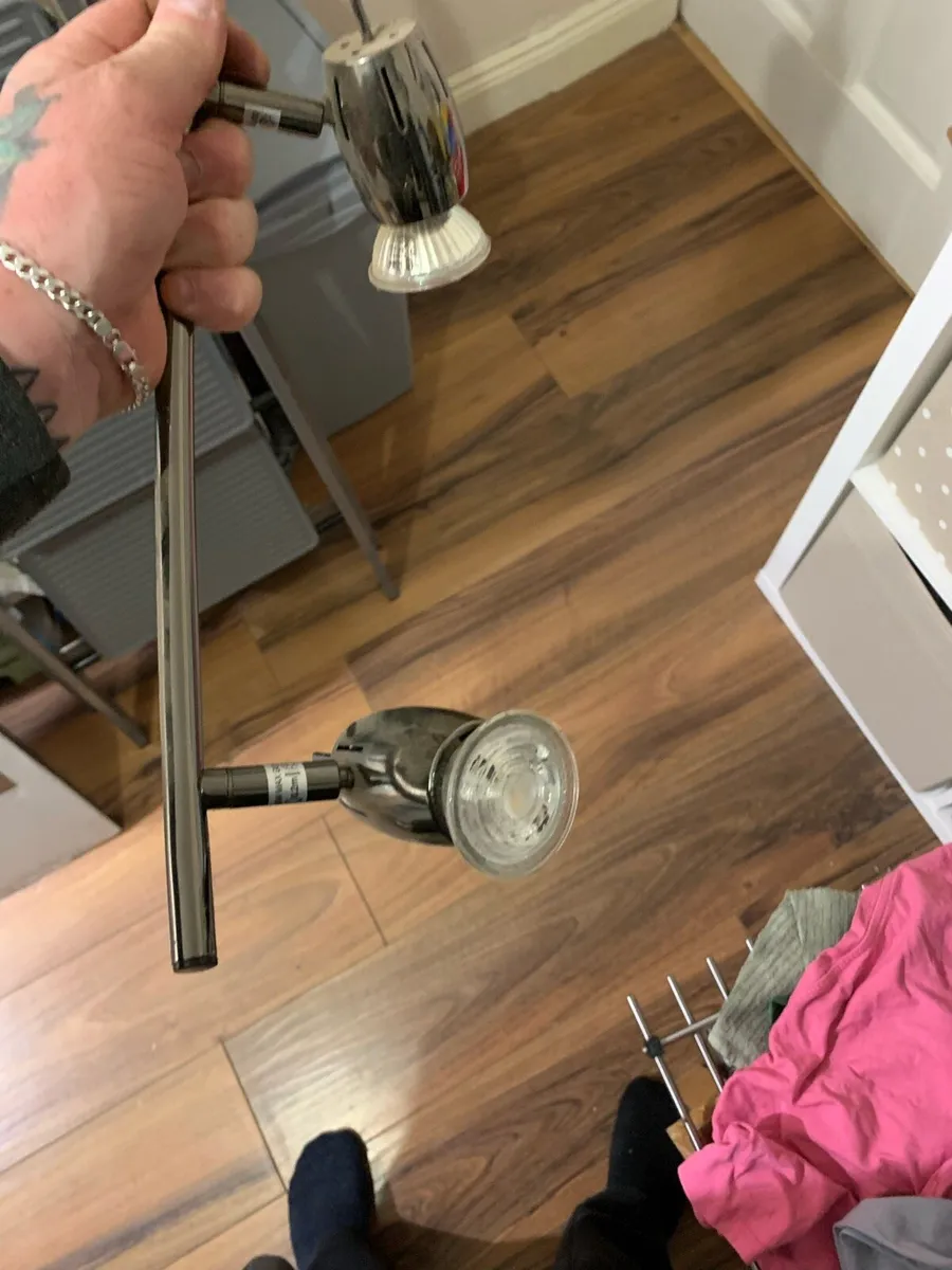 Multi directional ceiling spotlight - Image 2