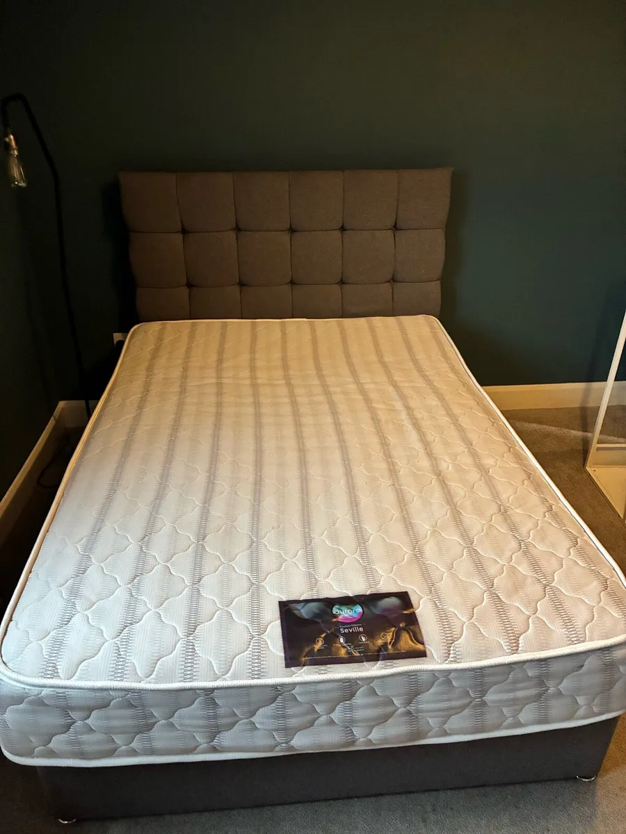 Double bed and mattress as new - Image 3