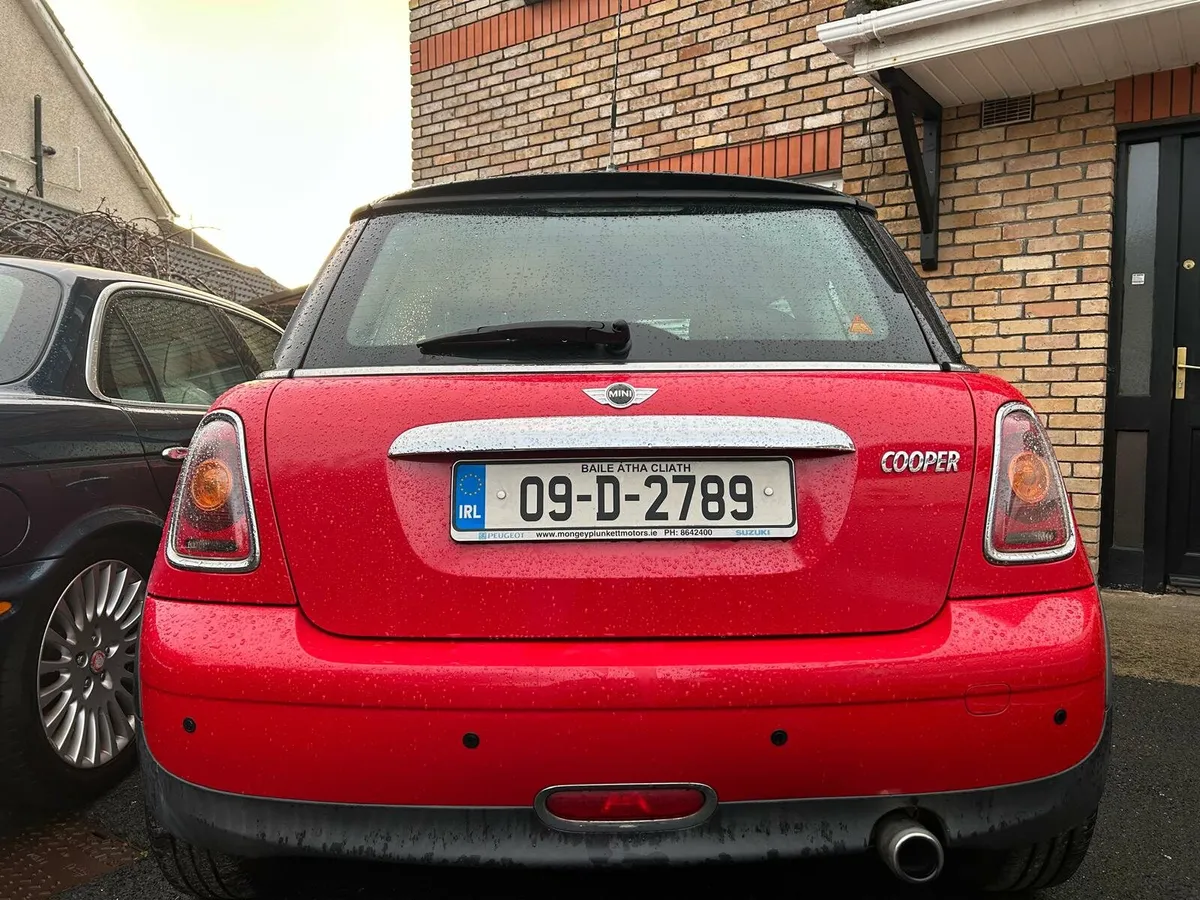 2009 Mini Cooper - Automatic - Image 2