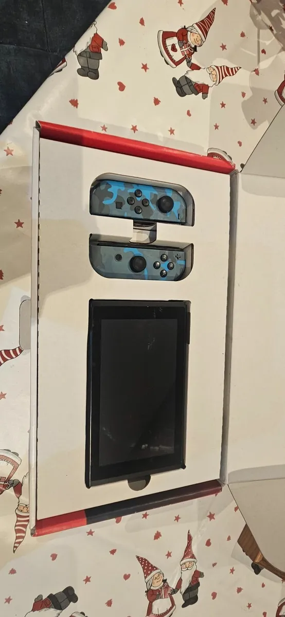 Nintendo Switch - Image 3